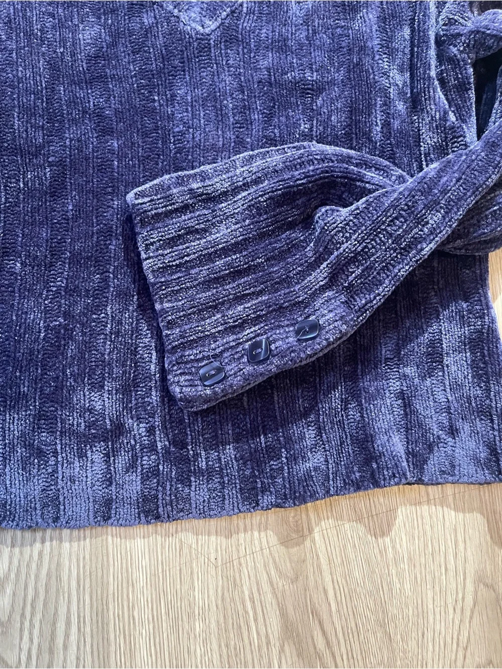 Canyon River Blues V-Neck Ribbed Sweater - Navy